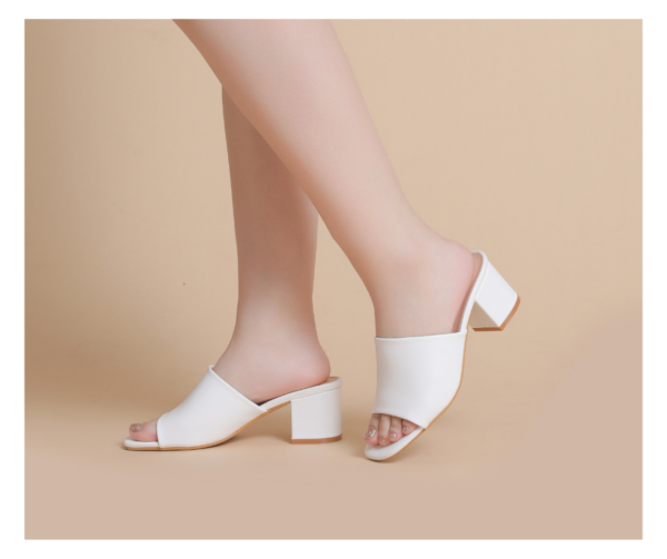 Lady Glory R826 – Image 2